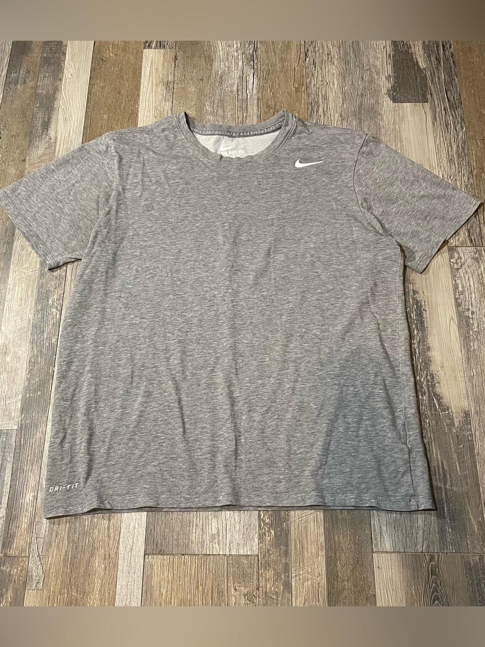 Nike Dri-FIT Shirt Womens Large Athletic Performance Tee Gray